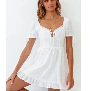 Rose Dress White Peplum Eyelet Mini Dress Ruffle Hem Women’s Size Medium